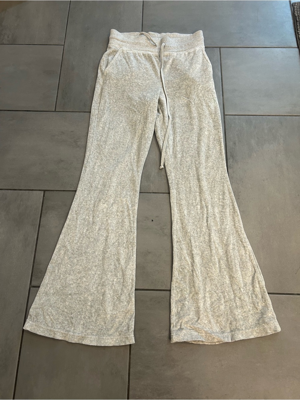 Aerie Kick It Flare Velour High Waisted Pants in Gray - Picture 2 of 4